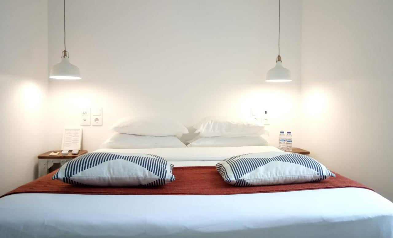 Aveiro Rossio Bed & Breakfast ภายนอก รูปภาพ