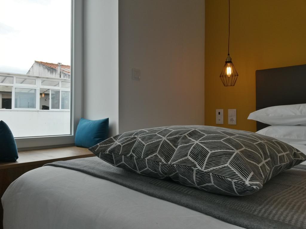 Aveiro Rossio Bed & Breakfast ภายนอก รูปภาพ